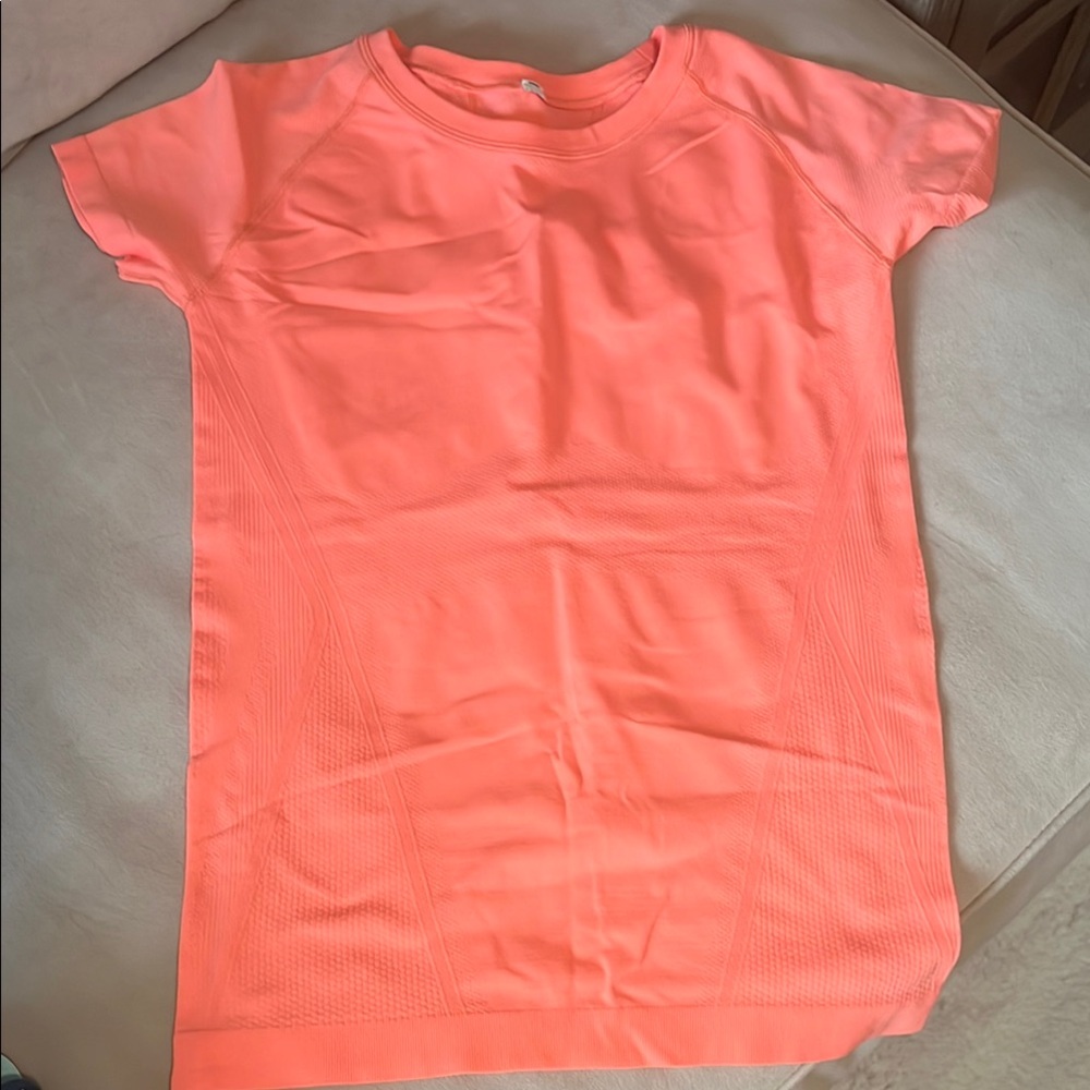 Athleta Women's Bright Coral Short Sleeve Tee